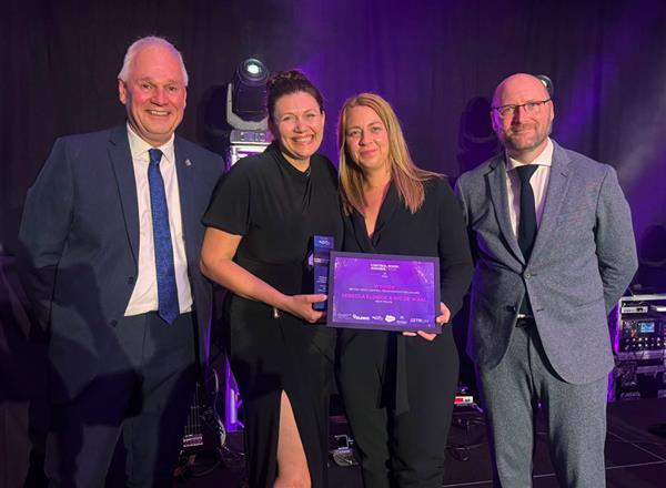 Kent Police's Pioneering Project wins British APCO Control Room Award 
